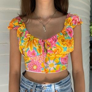 Floral ruched front tie crop top
